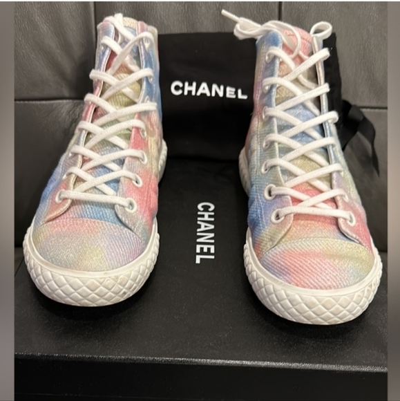 No Offers Please Host Pick 7/14 💕Authentic CHANEL Hightops - Picture 5 of 7